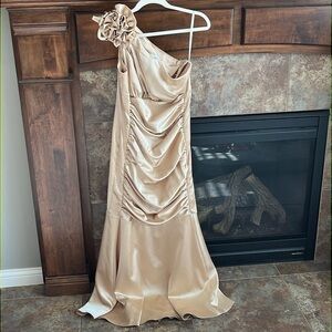 One shoulder gold Gunne Sax Jessica McClintock formal party dress prom Y2K Med